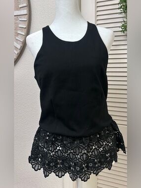 Jessica Simpson Black Lace-Hem Tank